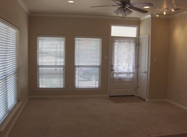 2nd image of 1627 Hanz Dr
