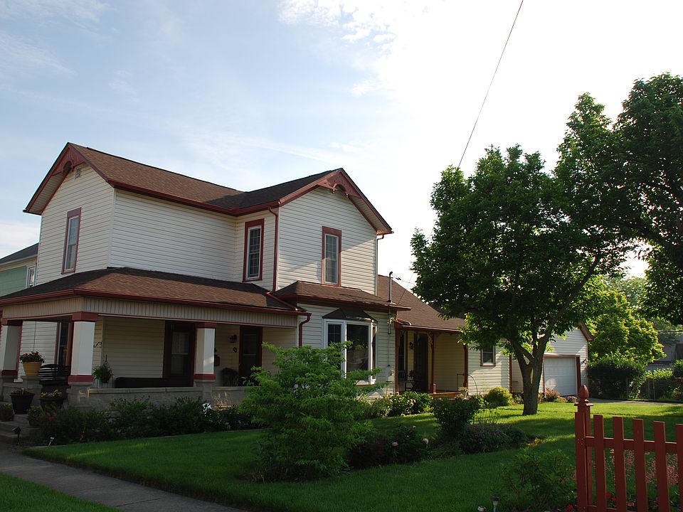 1st image of 8 N Main St