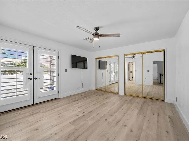 1695 Montessouri St — Photo 19