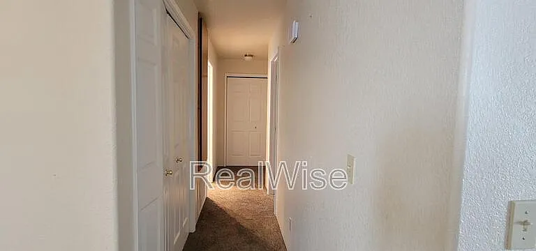 1806 Medart Ln — Photo 3