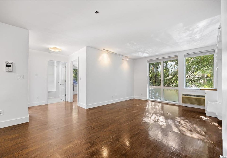 1st image of 59 Hawthorne St APT 2A