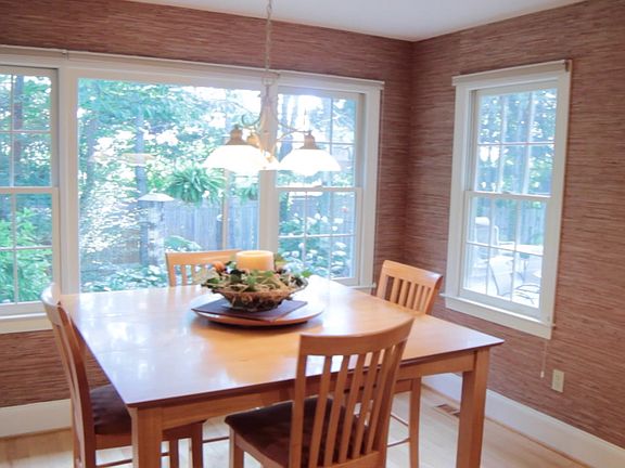 5th image of 114 Mateer Cir