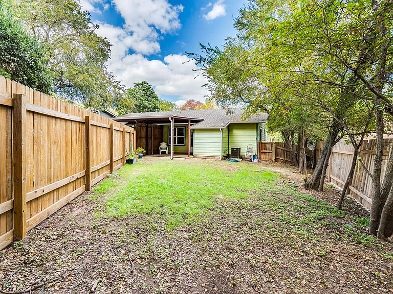 1607 Valleyridge Dr #B — Photo 14