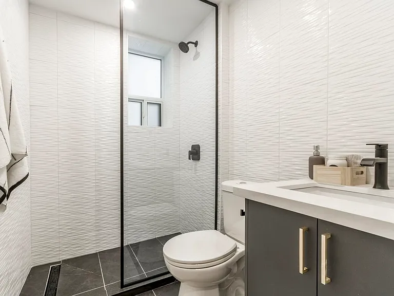 79 Duke St #B3 — Photo 9