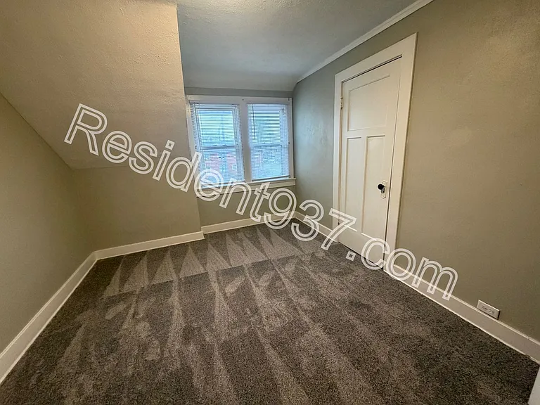 1520 S Smithville Rd — Photo 6
