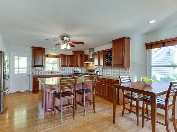 5th image of 713 31st St S