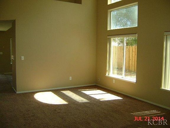 4th image of 776 E Julia Way