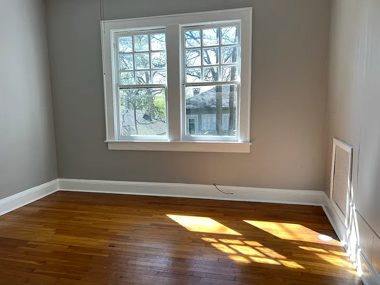 1215 Virginia Ave NE #5 — Photo 10