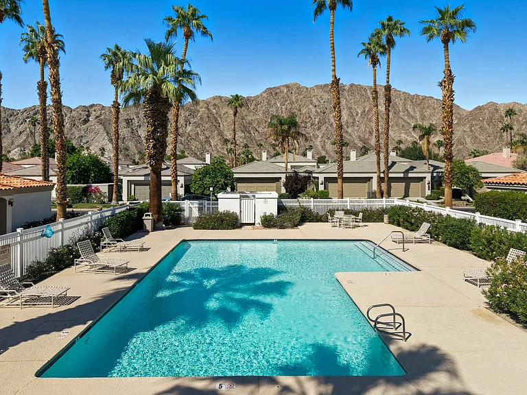 54960 Shoal Crk — Photo 43