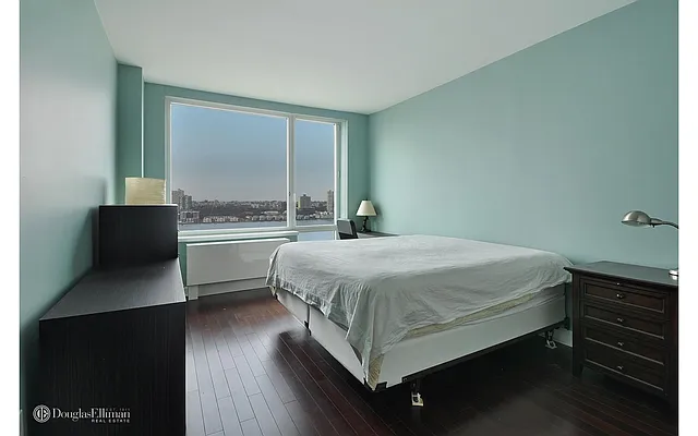 Rented by Douglas Elliman | media 4