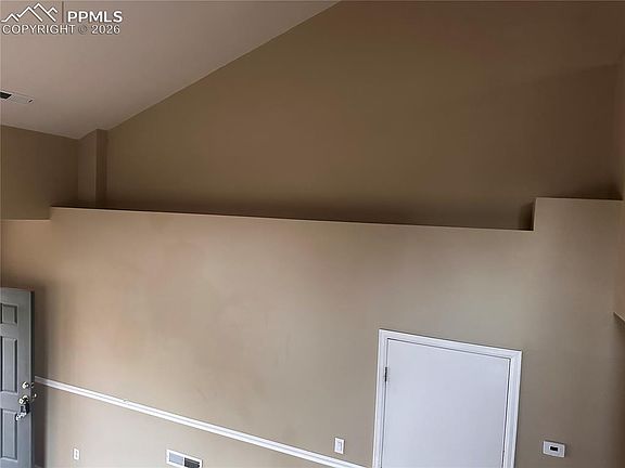 5th image of 628 Prairie Star Cir