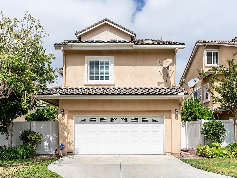 10623 Mona Way — Photo 38