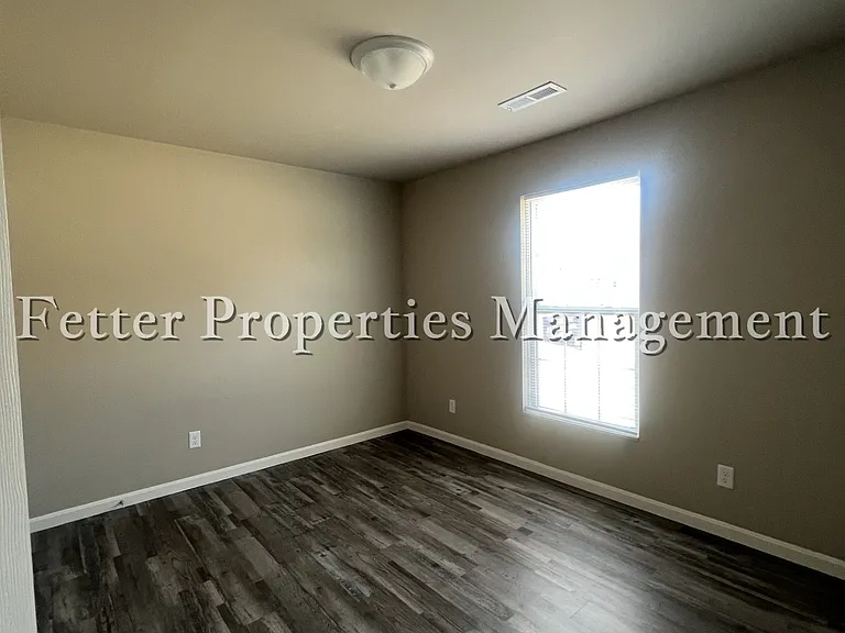 5229 Canyon Cir #A — Photo 7