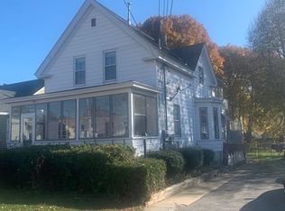 109 4th Ave #3, Lowell, MA 01854