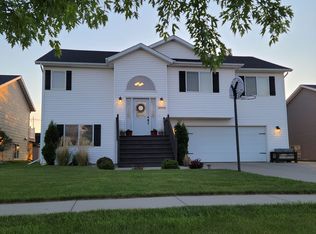 3906 12th St W, West Fargo, ND 58078