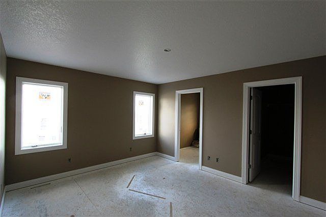 2nd image of 206 Quail Dr