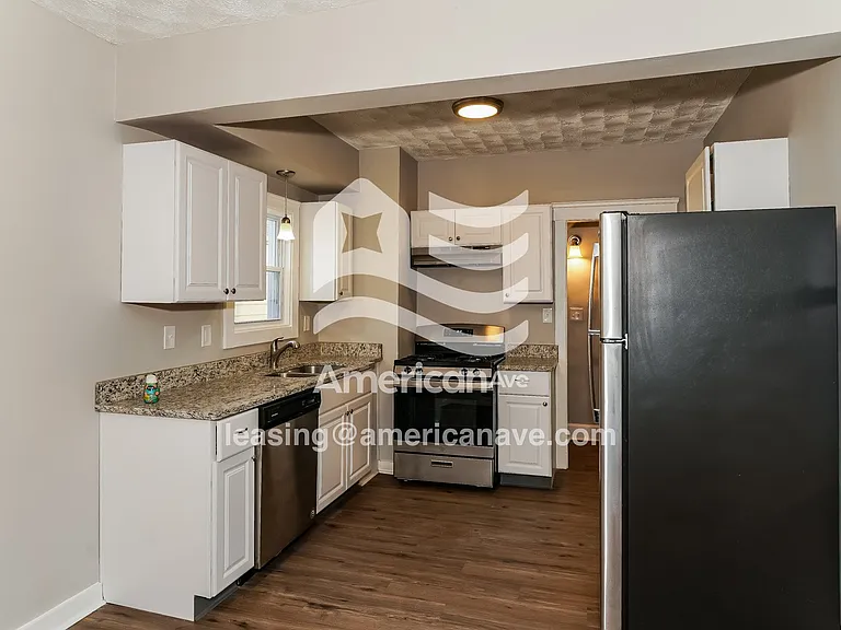 438299_006_wm_-_kitchen_13585023.jpg
