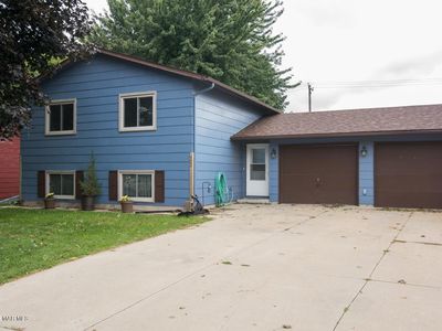 403 7th St NE, Kasson, MN, 55944