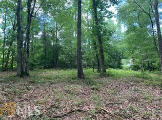 135 Oak Forest Dr, Oxford, GA 30054