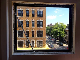 Rented by Loom Group