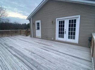 13314 Monterey Ln, Blue Ridge Summit, PA 17214