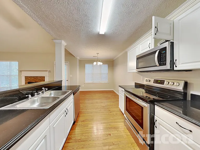 313 Cascade Ct — Photo 6