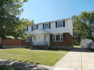 35 Jeffrey Dr, Depew, NY 14043