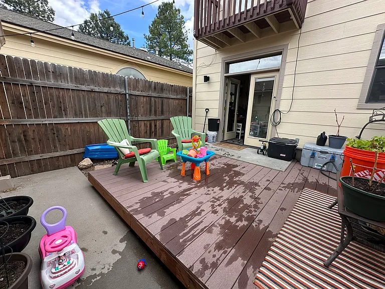 1477 E Turney Dr — Photo 16