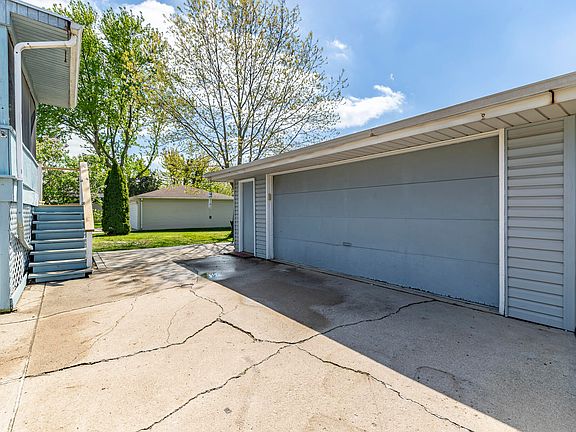 4th image of 1644 Michael Dr