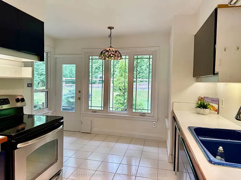 97 Valecrest Dr — Photo 18