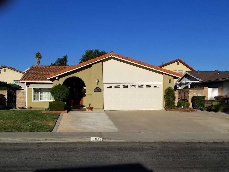 1st image of 326 Del Valle Dr