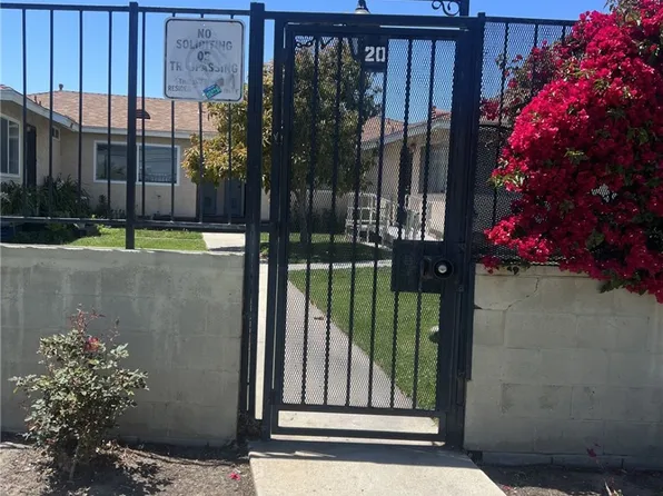 23415 Anchor Ave, Carson, CA 90745