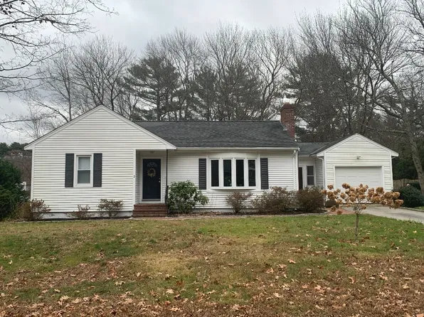 2 Accord Ln, Hingham, MA 02043