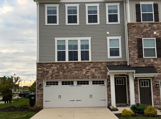 3419 Links Dr, Akron, OH 44333