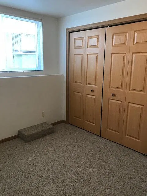 3 bed, 1800 sqft, $1,850 — Photo 2