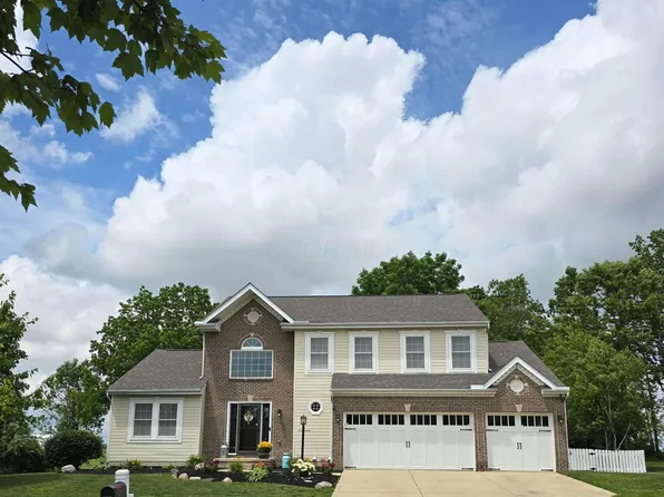 246 Weeping Willow Run Dr, Johnstown, OH 43031