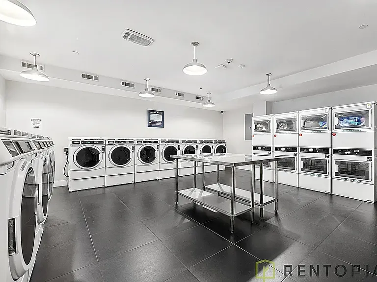 846 Flushing Ave #5B — Photo 14