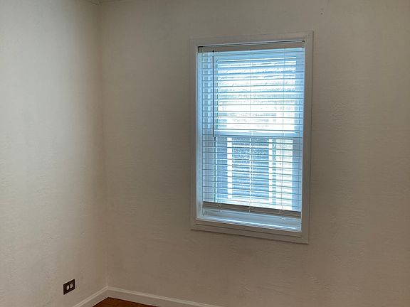 west bedroom