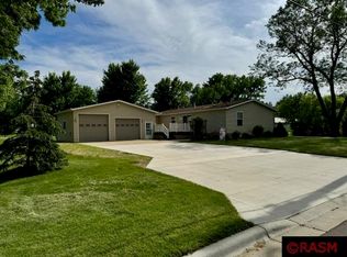 403 5th Ave NE, Mapleton, MN 56065