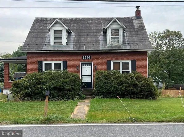 7391 Chambers Hill Rd, Harrisburg, PA 17111
