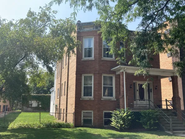 5207 W Galitz St, Skokie, IL 60077