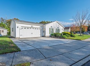 66 Knollwood Dr, Mays Landing, NJ 08330