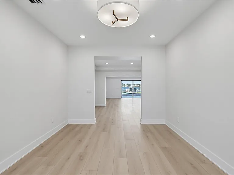24 Adalia Ave — Photo 7