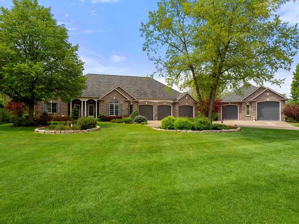 N2105 Teal Trl, Hortonville, WI 54944