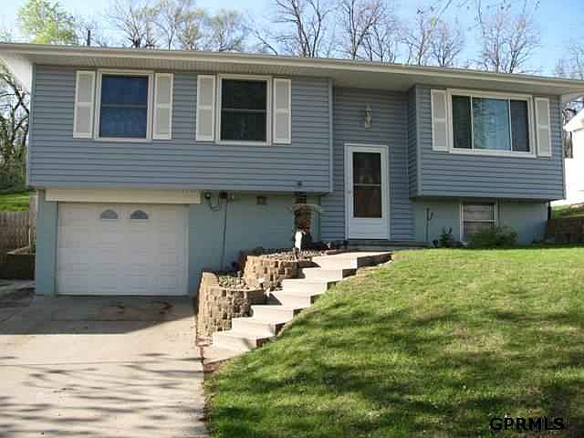 1st image of 144 Debra Ave