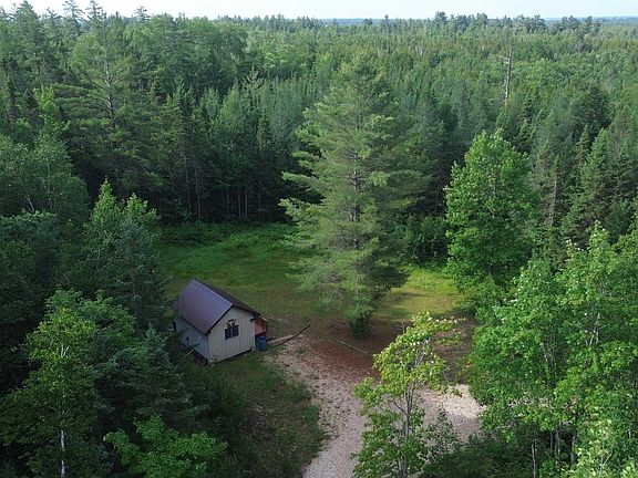 2nd image of W Hiawatha Station Rd