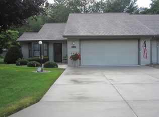 1639 Pine Ridge Ct, Elkhart, IN 46514