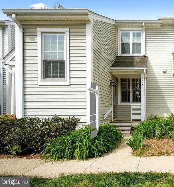 1st image of 2914 Yarling Ct