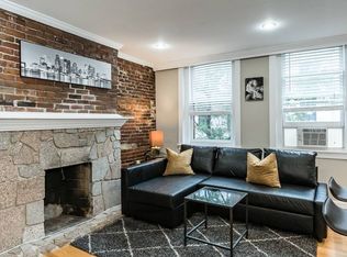 41 Grove St #8A, Boston, MA 02114