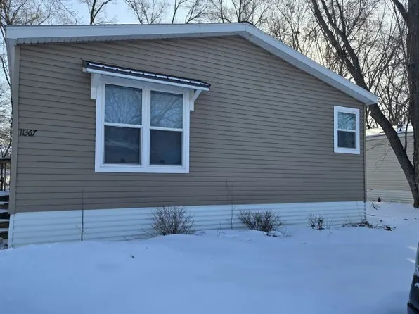 11367 6th Pl NE #244, Minneapolis, MN 55434